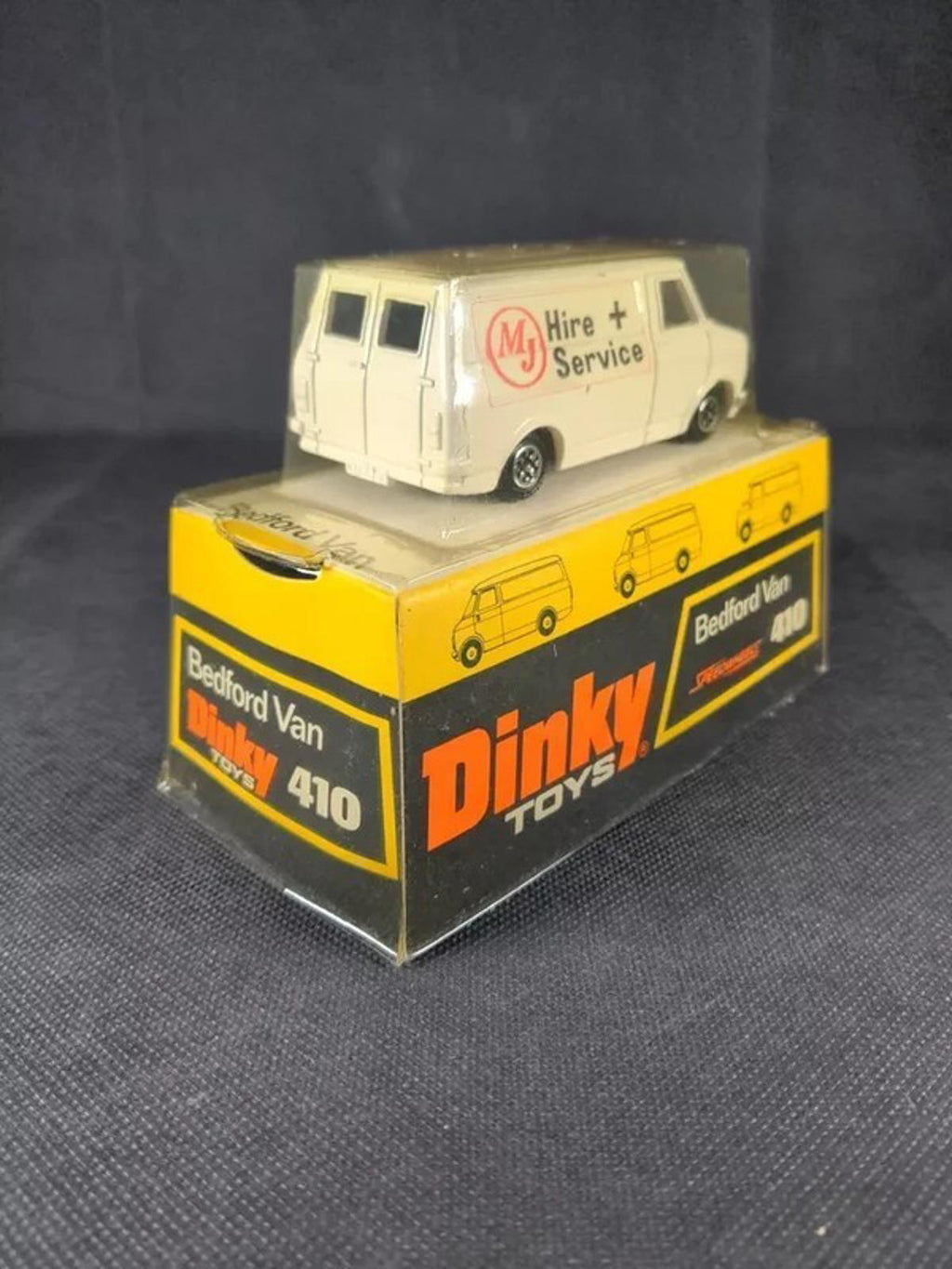 Dinkiy Toys Speedwheels 410 Diecast Model Bedford Van