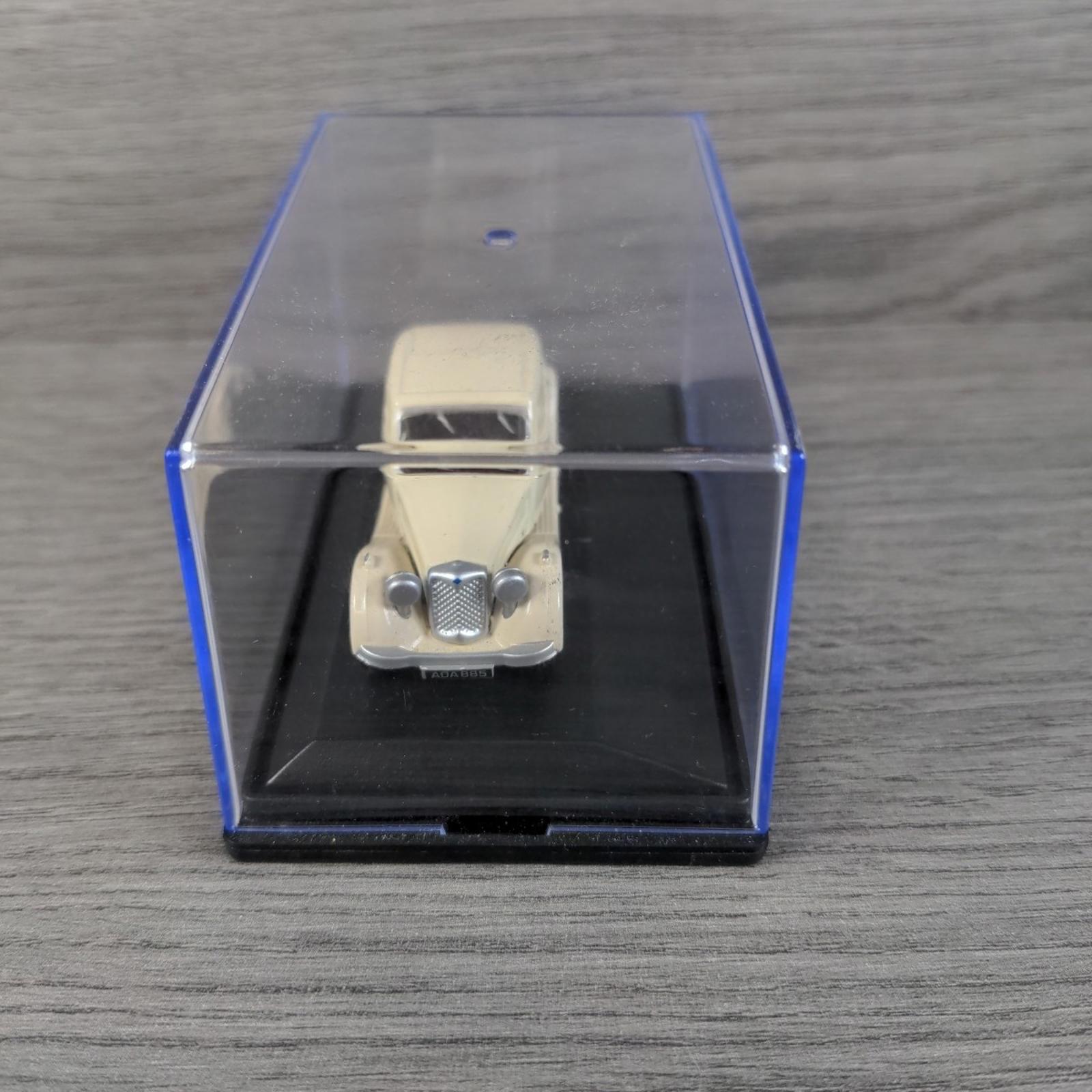 Oxford Automobile Company Ivory Riley Kestrel 1:76 Scale Die-Cast Model