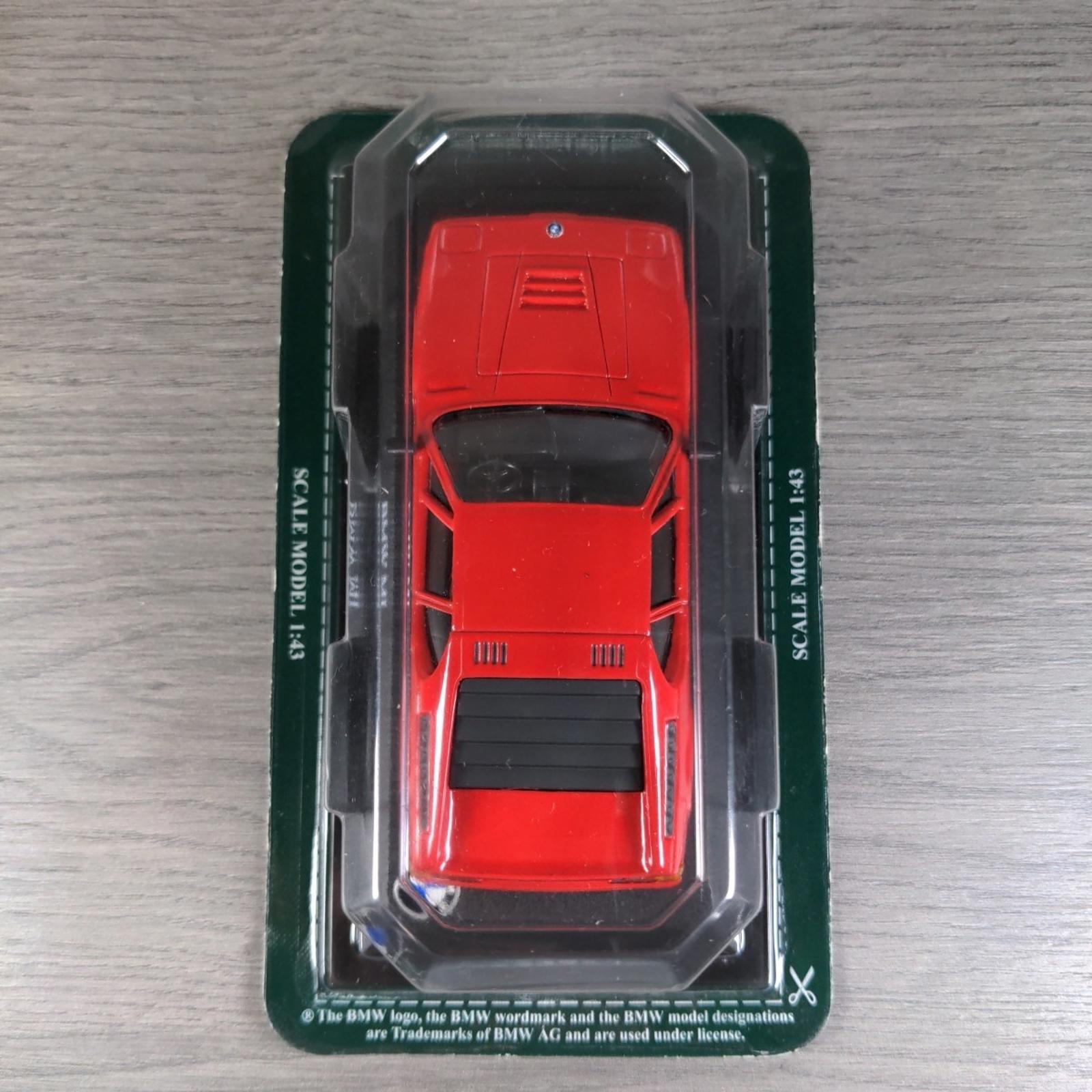 Del Prado Ultimate Car Collection BMW M1  1:43 Scale Die-Cast Model