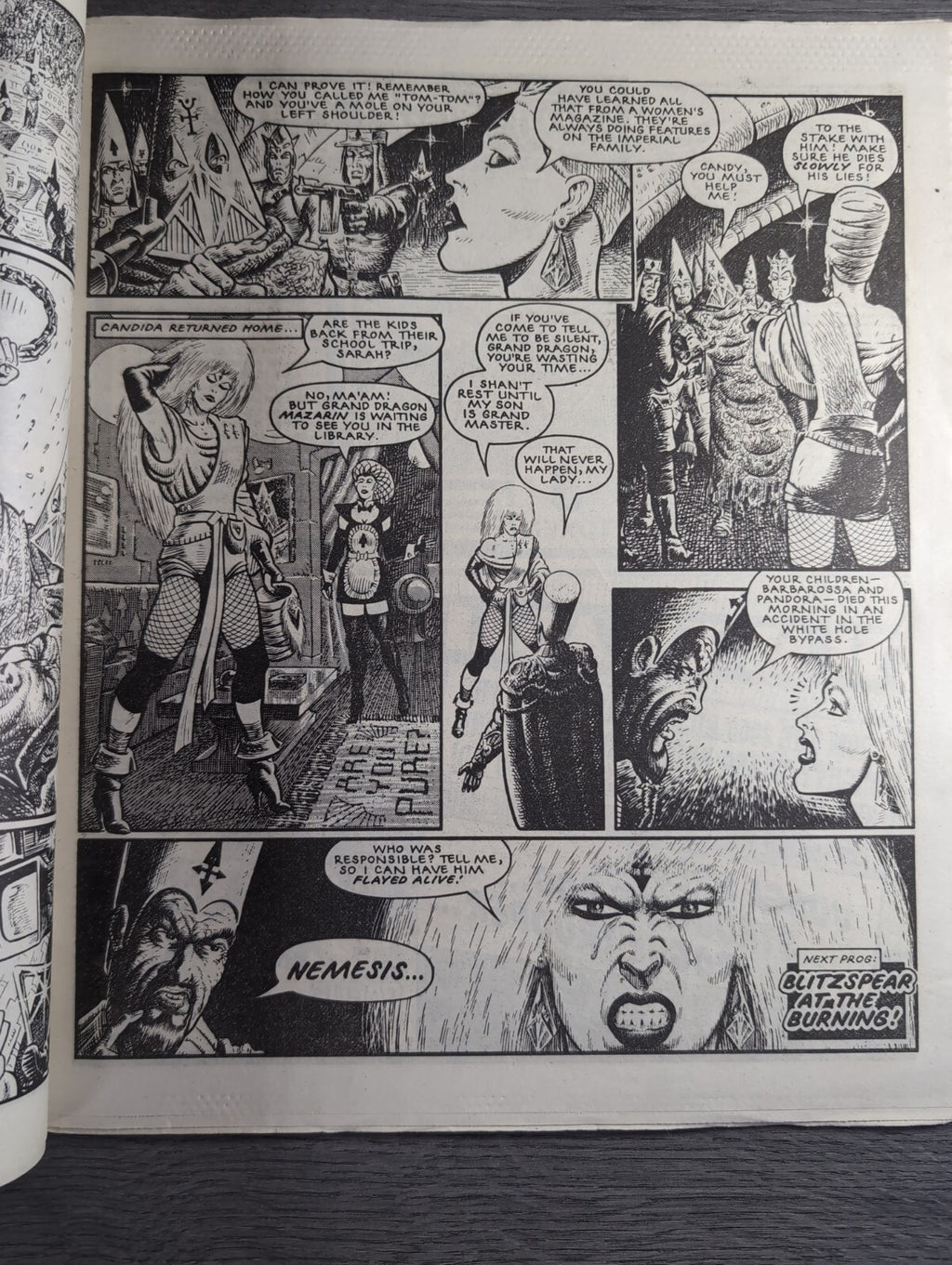 2000AD Prog 439 Featuring Judge Dread Comic 12th Oct 1985 Vintage Retro Comic