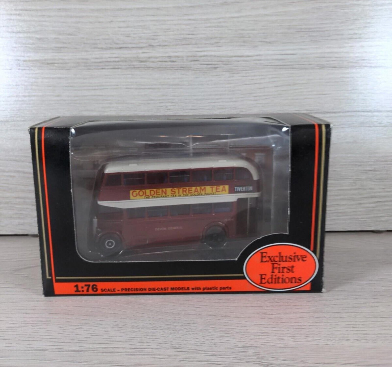Exclusive First Editions Leyland PD2 Lowbridge Devon General 16004 1:76 Scale