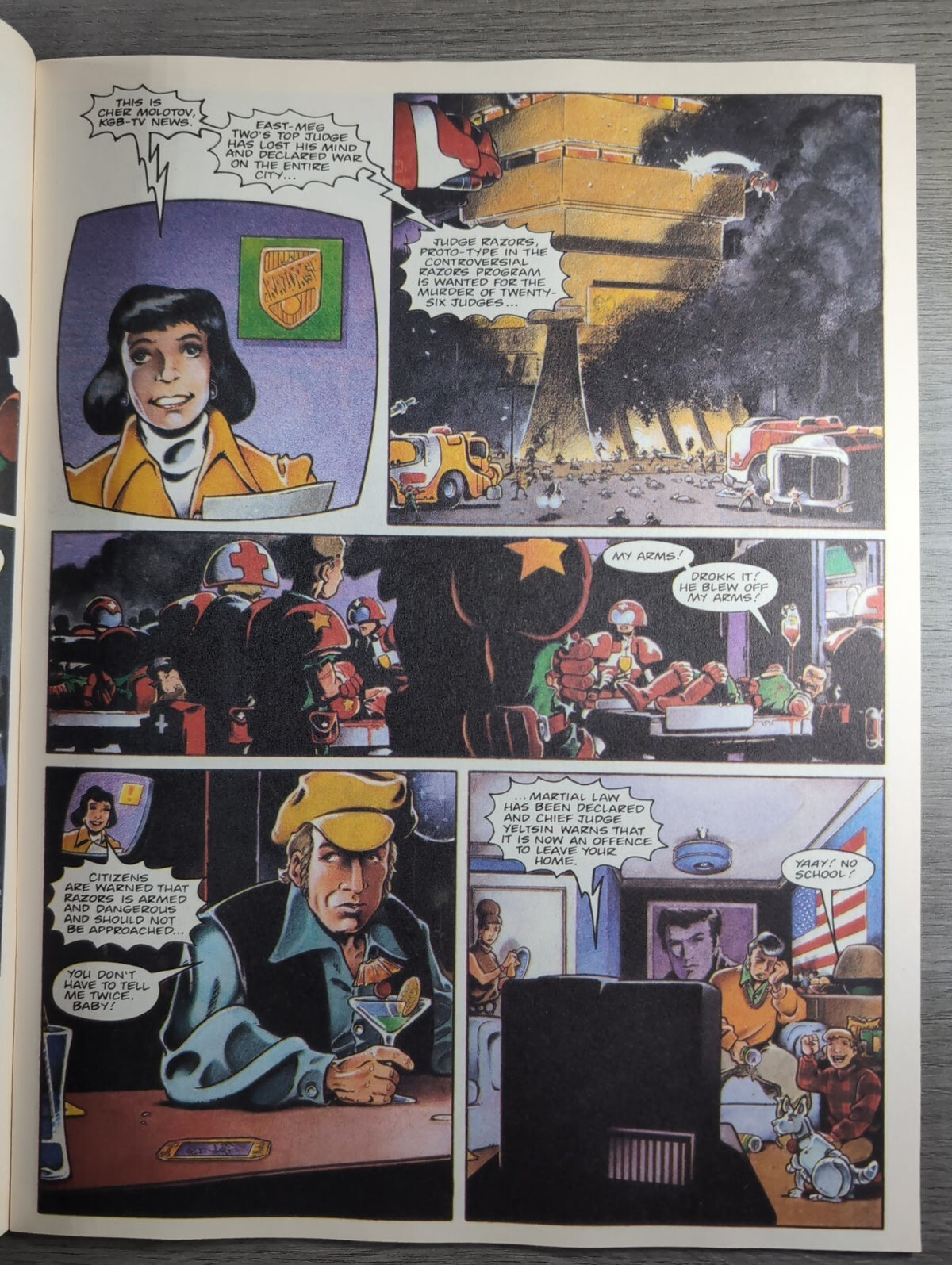 2000AD Prog 911 Featuring Judge Dredd Comic 28th Oct 1994 Vintage Retro Comic