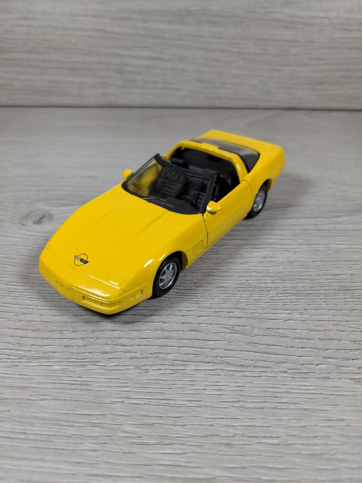 Maisto Supercar Collection Corvette ZR1 - 1:40 Scale Diecast Model - Retrorama UK