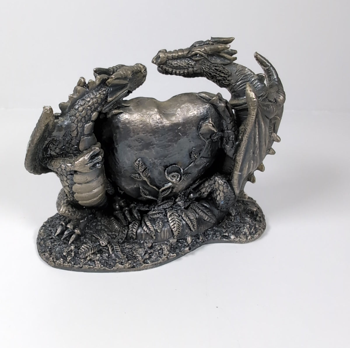 Myth & Magic Romancing The Dragon 3846 The Tudor Mint Pewter Metal Figure