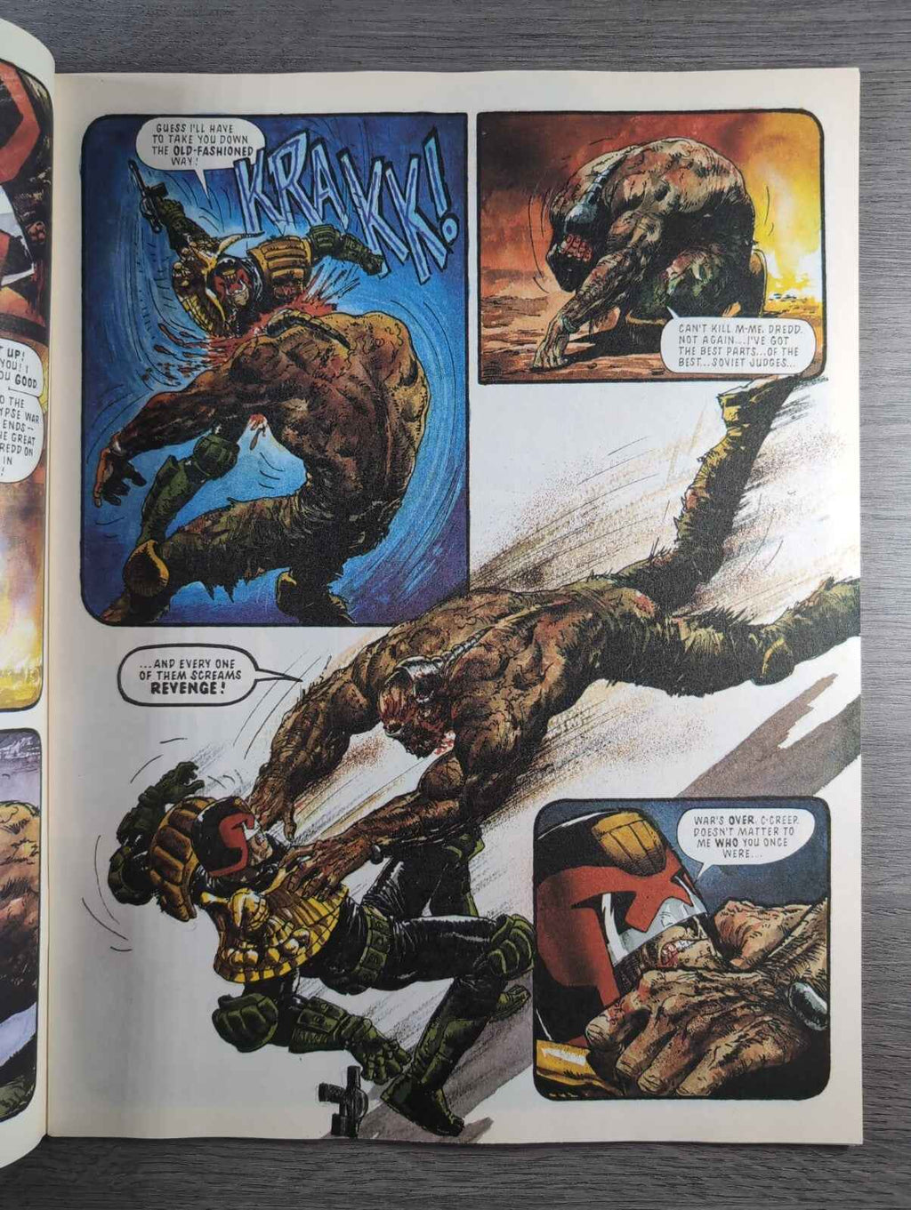 2000AD Prog 871 Featuring Judge Dredd Comic 21st Jan 1994 Vintage Retro Comic