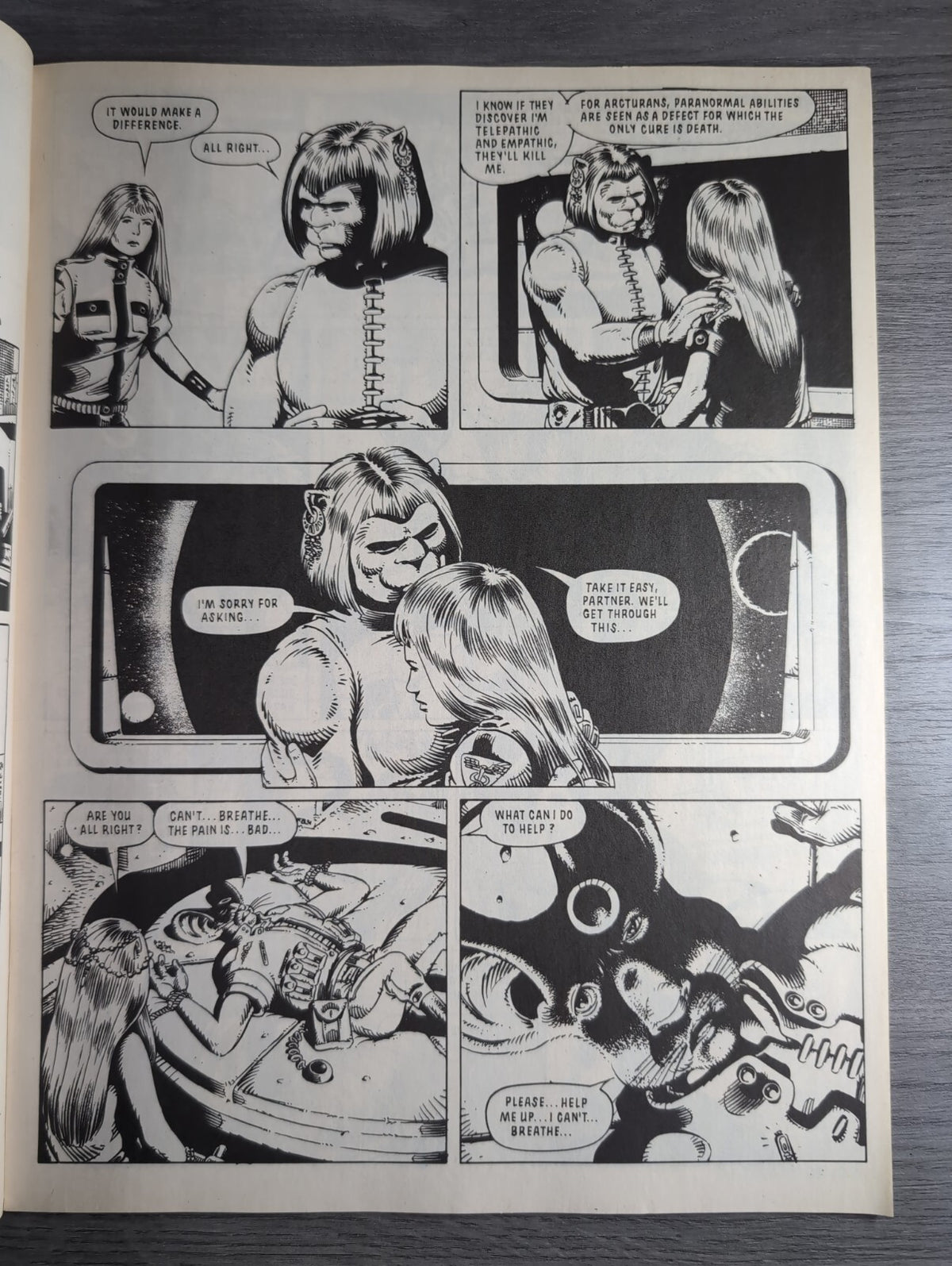 2000AD Prog 687 Featuring Judge Dredd Comic 14th July 1990 Vintage Retro Comic
