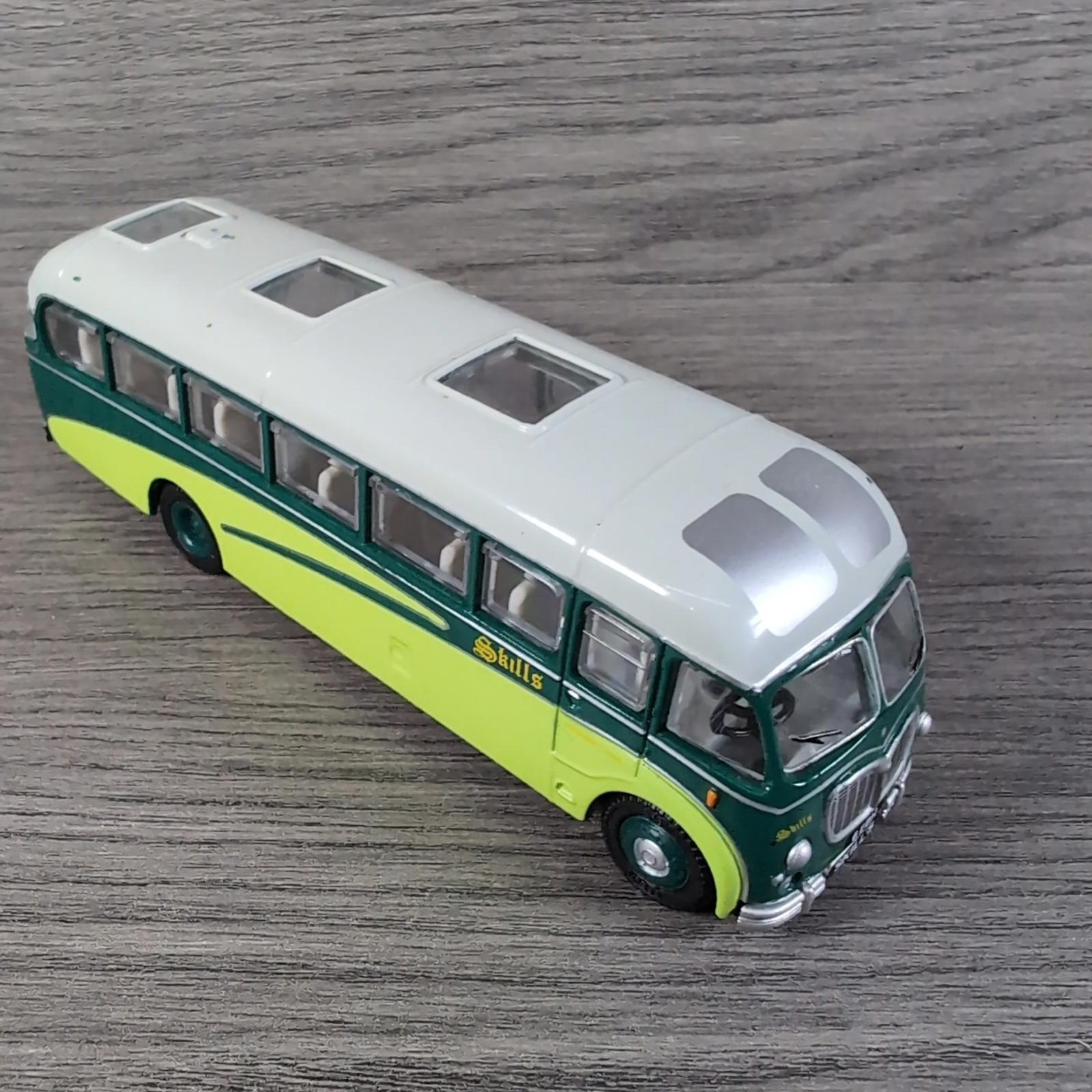 Exclusive First Editions EFE Bedford Duple Vega 18712 Diecast Model 1:76 Scale