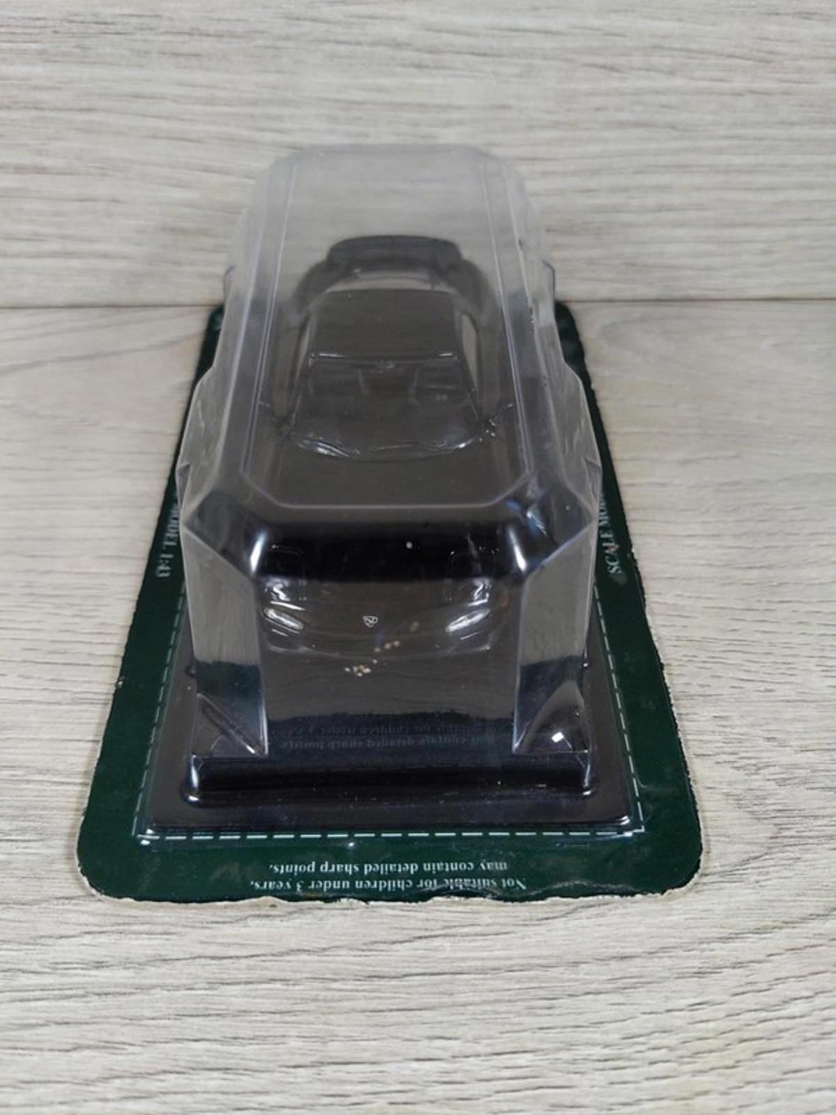 Del Prado Ultimate Car Collection Mazda RX-7 1:43 Scale Diecast Model