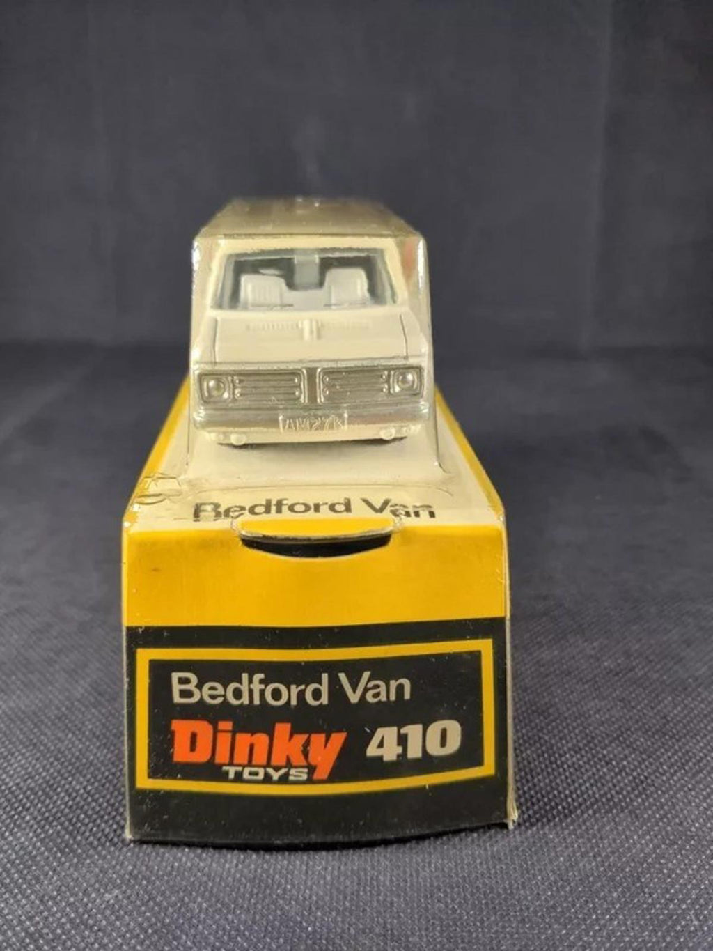 Dinkiy Toys Speedwheels 410 Diecast Model Bedford Van