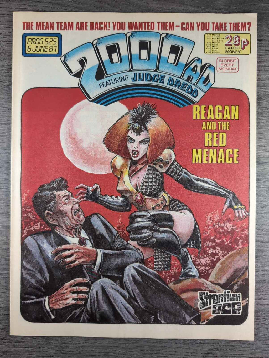 2000AD Prog 525 Featuring Judge Dread Comic 6th June 1987 Vintage Retro Comic