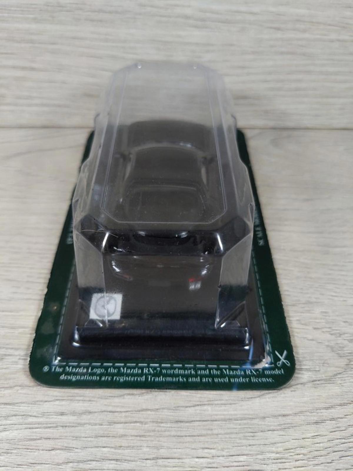Del Prado Ultimate Car Collection Mazda RX-7 1:43 Scale Diecast Model