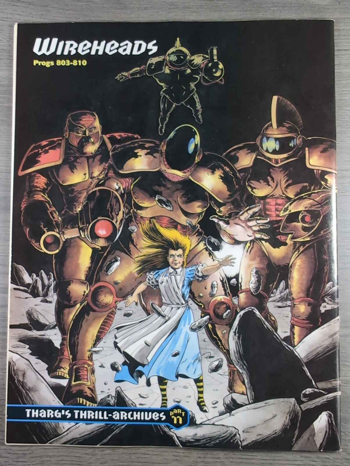 2000AD Prog 869 Featuring Judge Dredd Comic 8th Jan 1994 Vintage Retro Comic