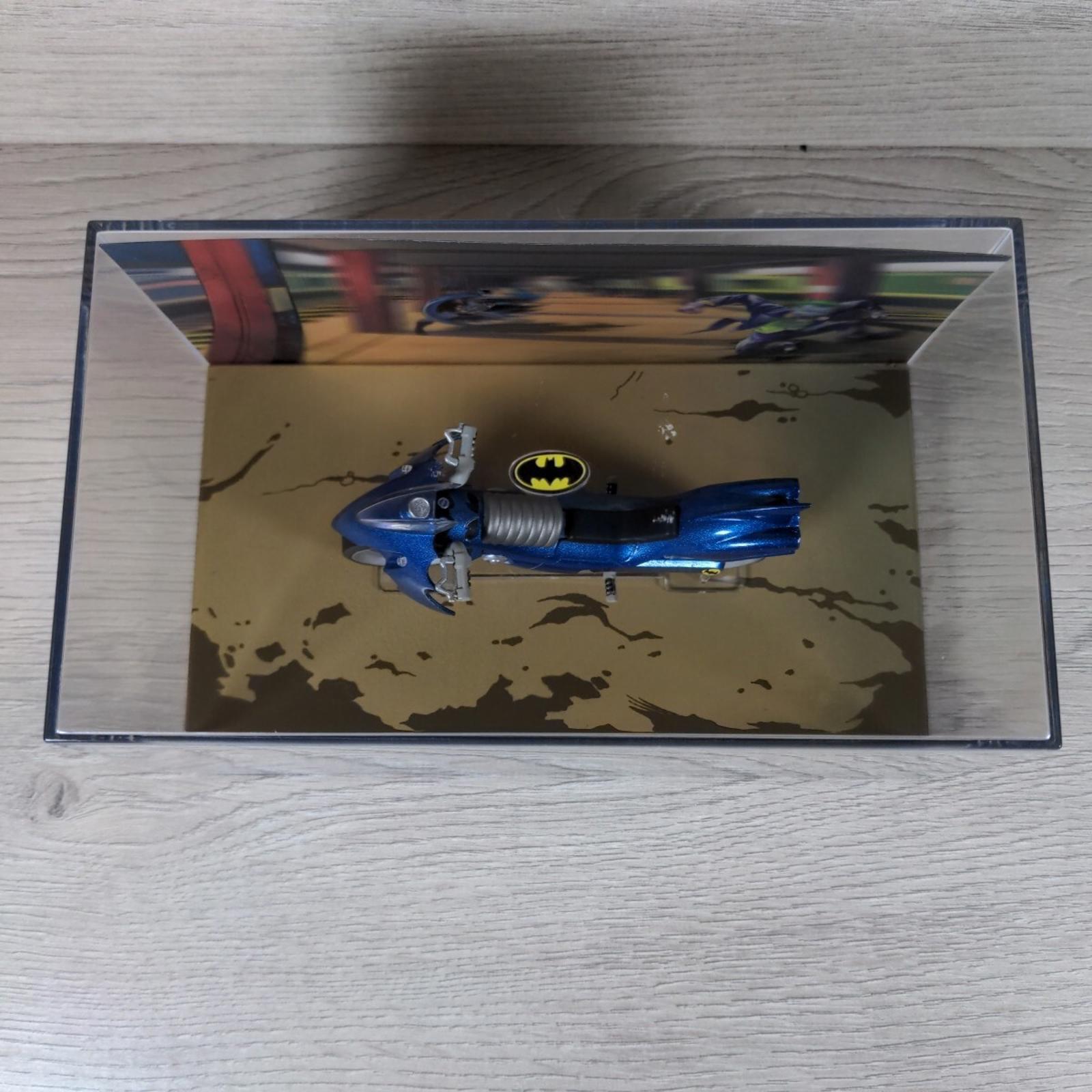 Eaglemoss Batman Automobilia Issue 38 Batma Legends Of The Dark Knight Batcycle - Retrorama UK