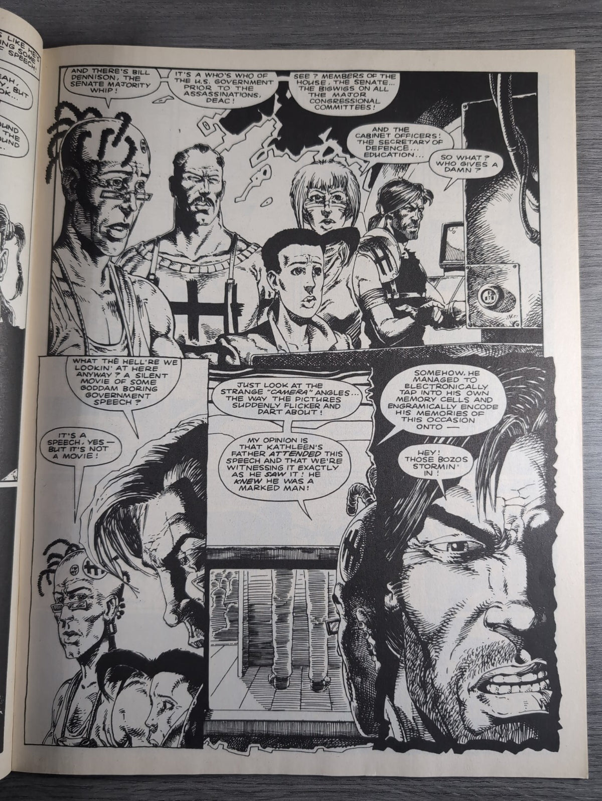 2000AD Prog 699 Featuring Judge Dredd Comic 6th Oct 1990 Vintage Retro Comic