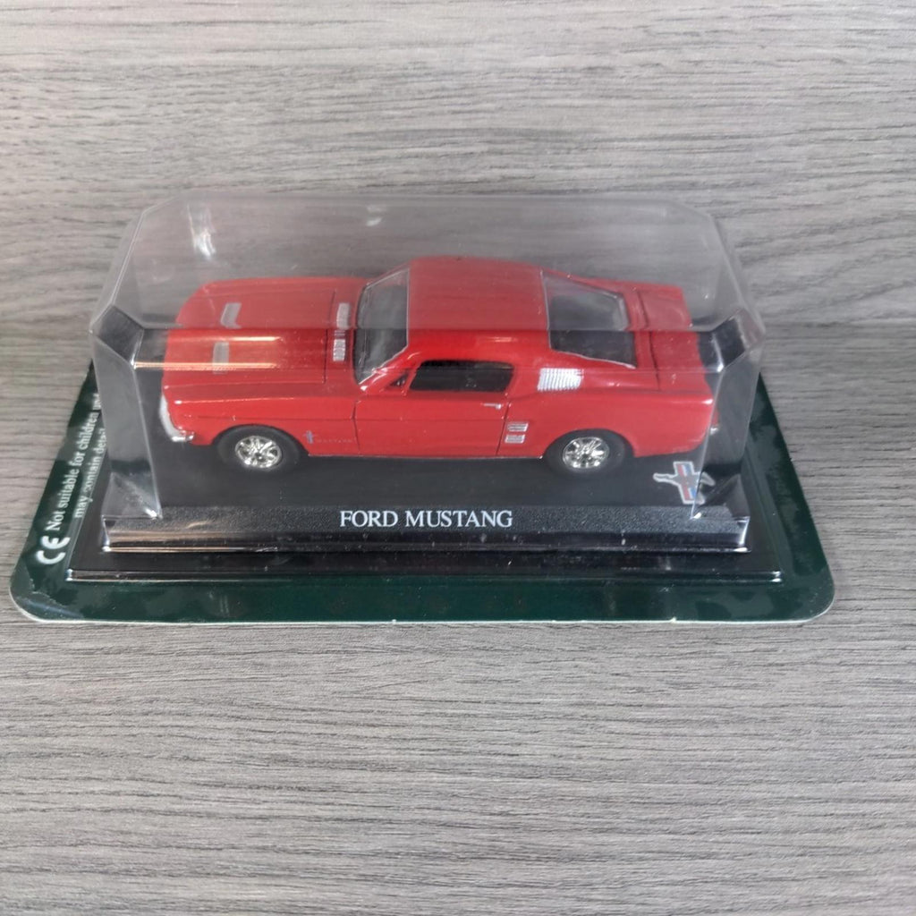 Del Prado Ultimate Car Collection Ford Mustang 1:43 Scale Model