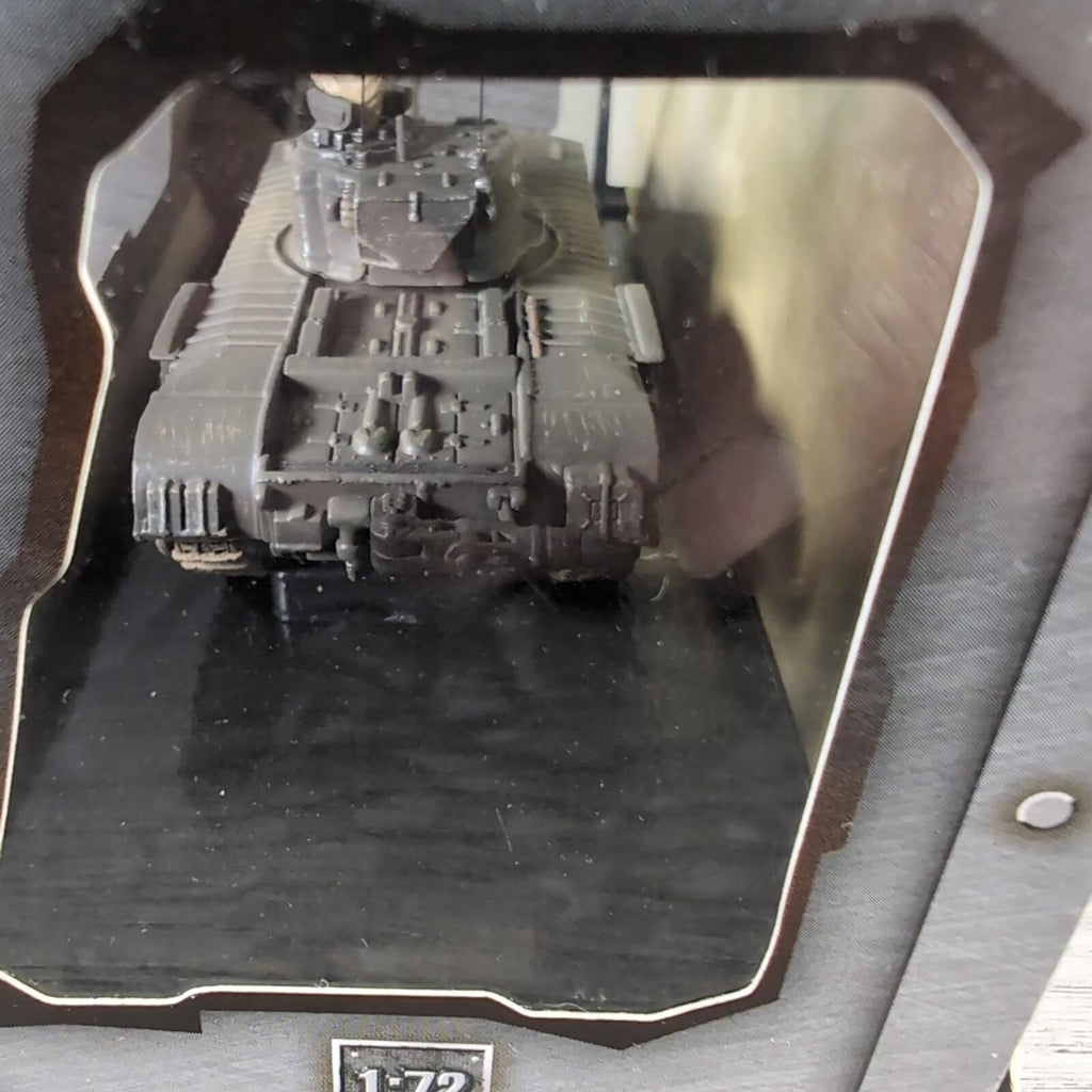 Forces Of Valour U.K Infantry Tank MK.IV Churchill Mk.VII Normandy 1:72 Scale
