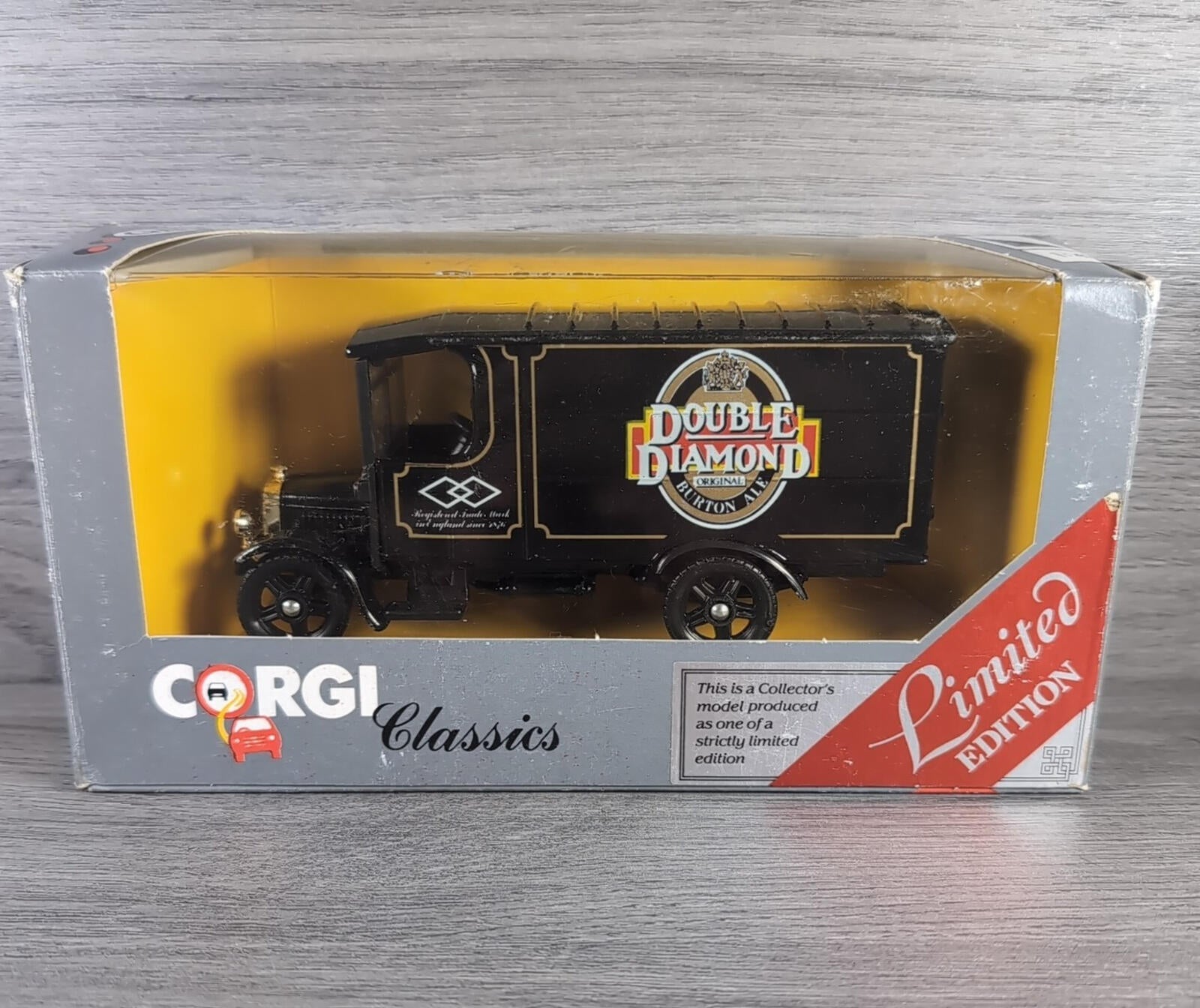 Corgi Classics Thornycroft Van 926 Limited Edition Die-Cast Model Van