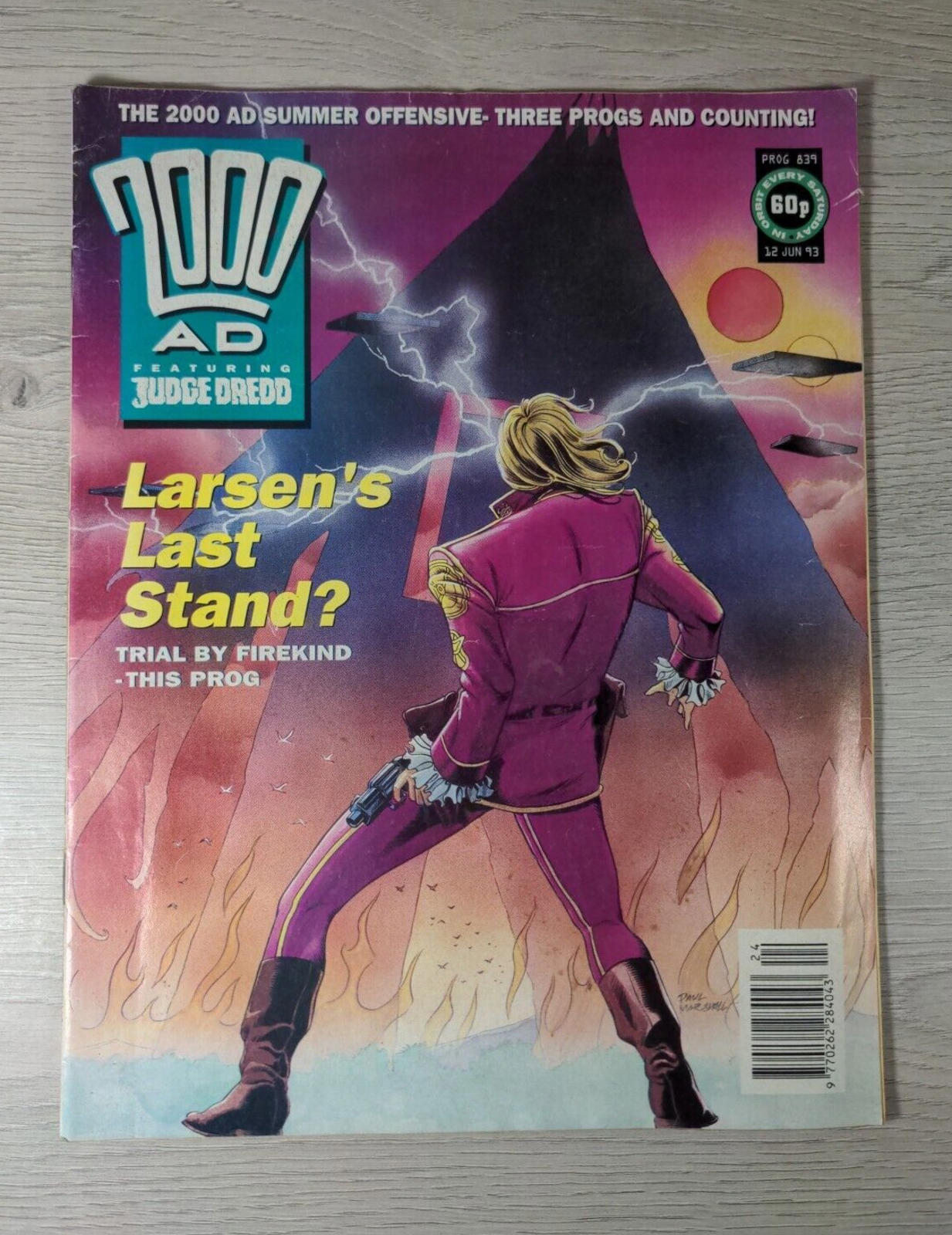 2000AD Featuring Judge Dread Larsens Last Stand Prog#839 June 1993 Vintage Comic