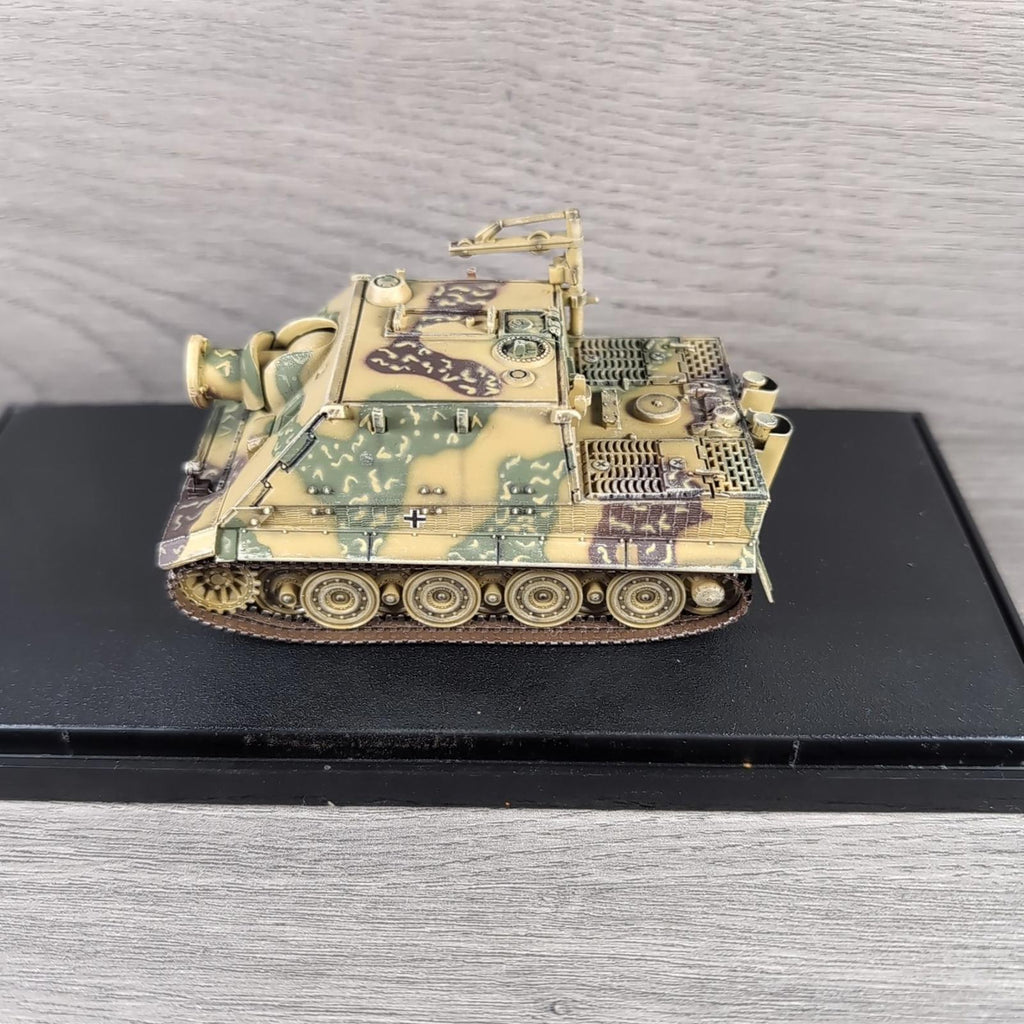 Dragon Armor Sturmtiger 38cm RW6 Germany March 1945 1:72 Scale Model 60114