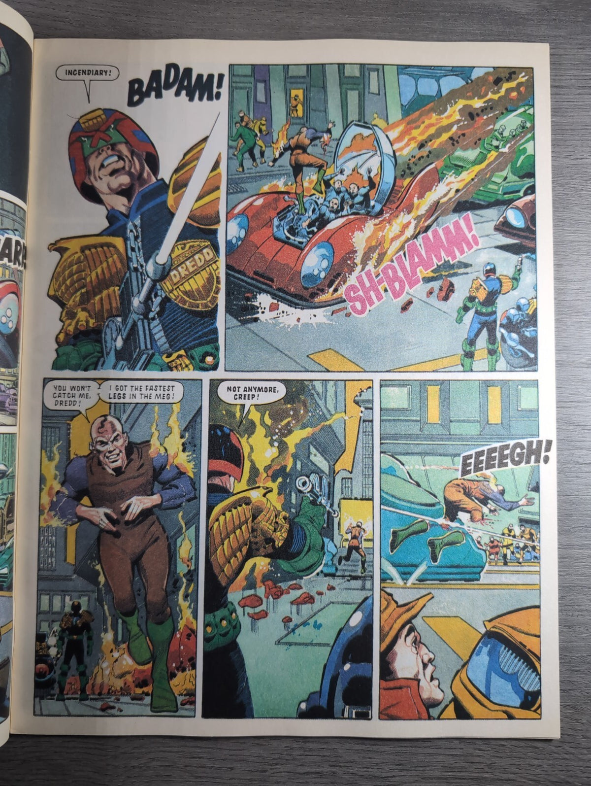 2000AD Prog 835 Featuring Judge Dredd Comic 15th May 1993 Vintage Retro Comic